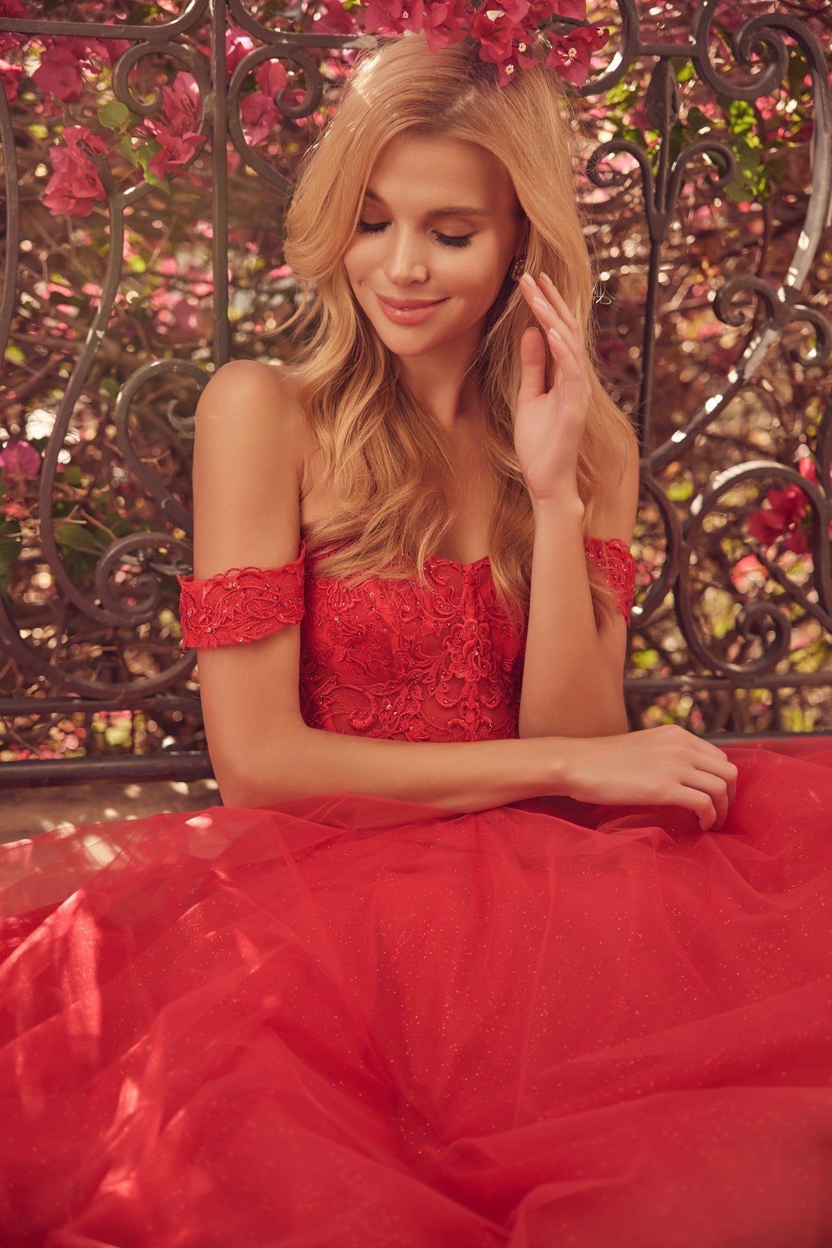 Embroidered Bodice Sweetheart Off or On Shoulder Long Prom Dress JT280_1