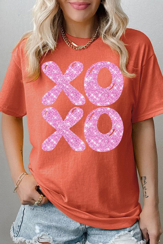 Glitter XOXO Short Sleeve Graphic Tee