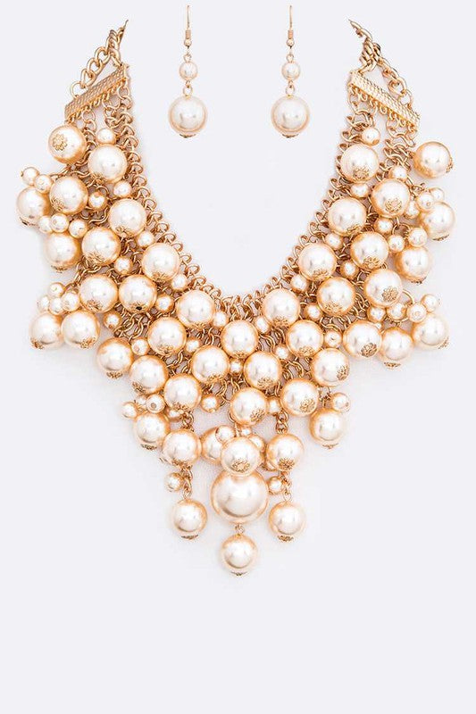 Thousand Pearls Statement Necklace Set