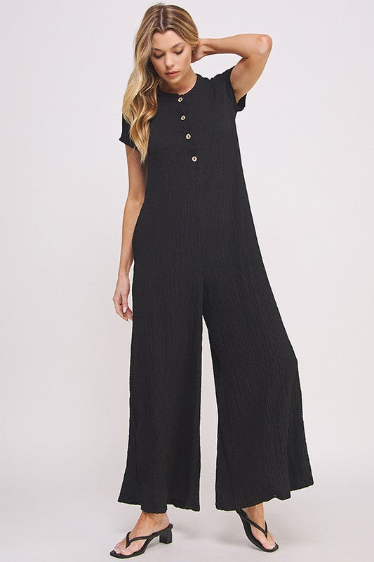 TEXTURED SHORT SLEEVE JUMPSUIT