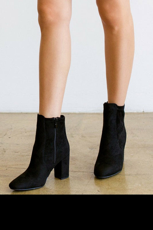 Women's Faux Suede Chunky Heel Ankle Booties