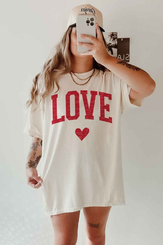 LOVE HEART VALENTINES OVERSIZED GRAPHIC TEE