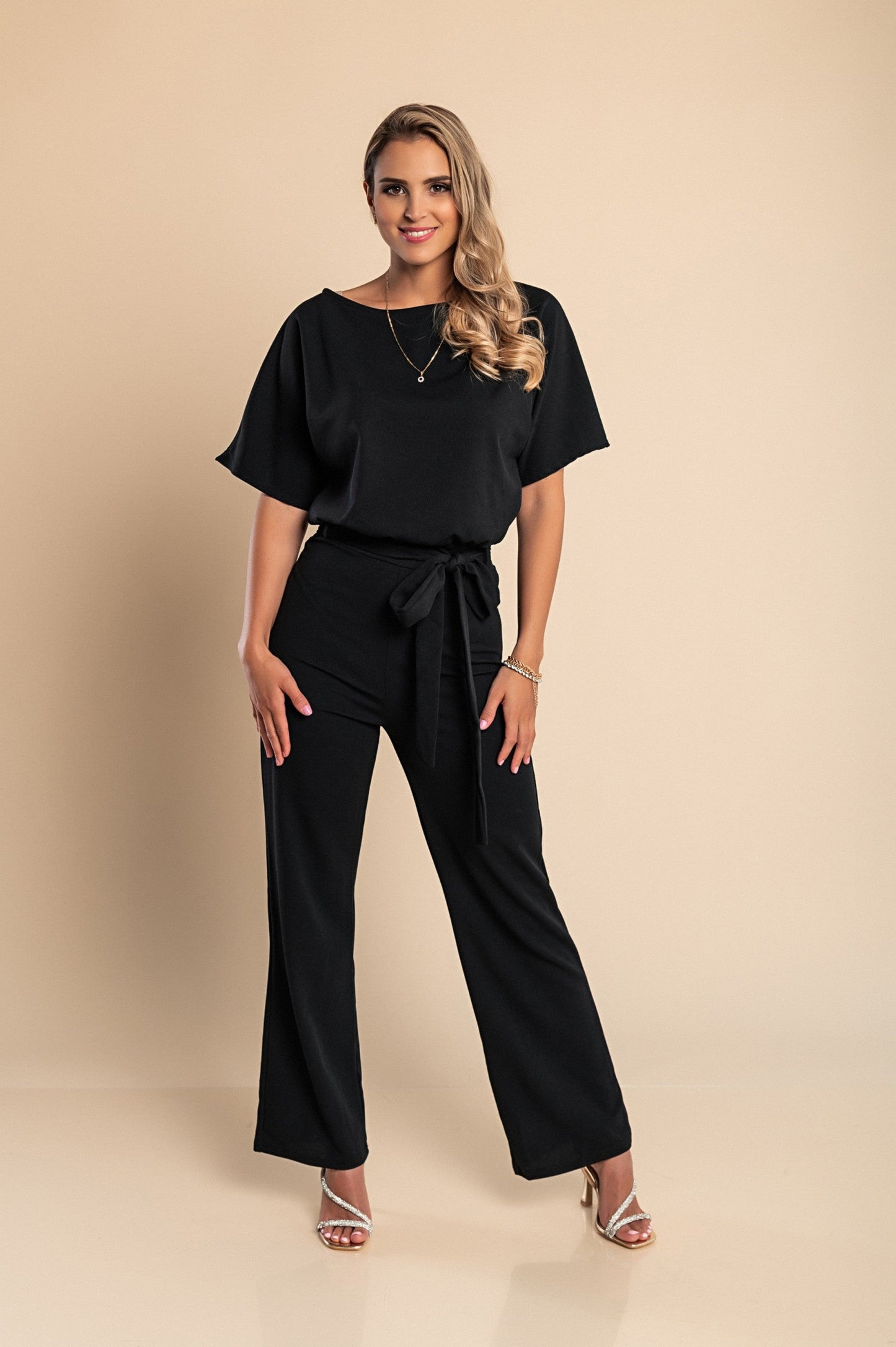Fashion Jumpsuit With Wide-Leg Trousers and Short Sleeves