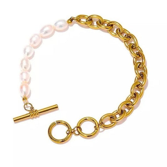 Pearl Bracelet with Gold Link Chain