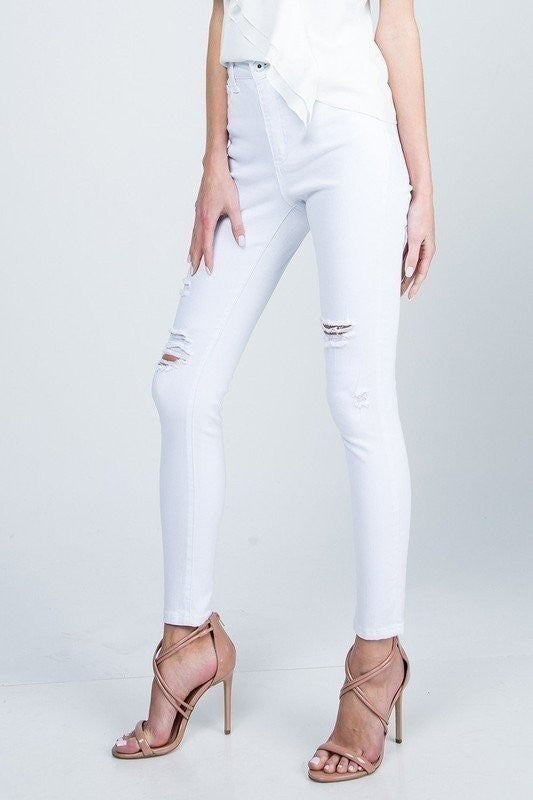 High Rise Distressed Skinny in White